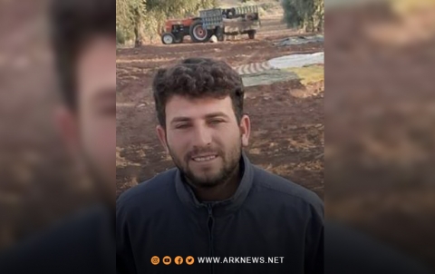مسلحان من فيلق الشام يعتديان على أفراد عائلة كوردية في ريف عفرين مسلحان من فيلق الشام يعتديان على أفراد عائلة كوردية في ريف عفرين