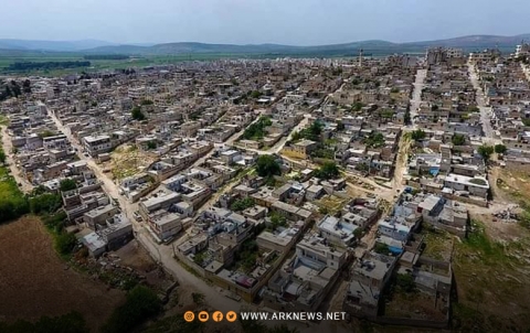 عائلة لاجئة وأخرى نازحة تعودان إلى ناحية شيه بعفرين 