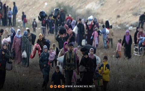 خلال 3 أسابيع.. عدد اللاجئين السوريين العائدين يتجاوز 50 ألف لاجئ خلال 3 أسابيع.. عدد اللاجئين السوريين العائدين يتجاوز 50 ألف لاجئ