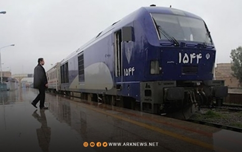 إسرائيل تحذر الإيرانيين من استخدام القطارات 