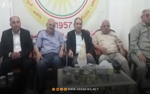 وفد من قيادة الحزب الديمقراطي الكوردستاني - سوريا يقدم التهاني بإطلاق سراح عبد الغفار محمد وفد من قيادة الحزب الديمقراطي الكوردستاني - سوريا يقدم التهاني بإطلاق سراح عبد الغفار محمد