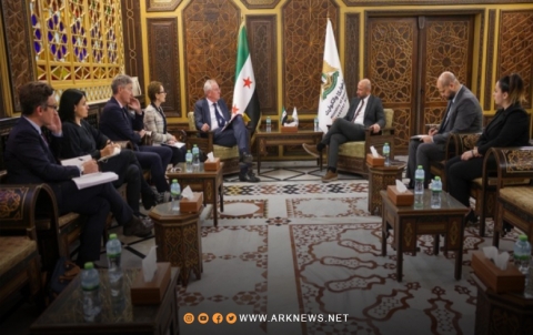 الألغام وغياب البنى التحتية أبرز العوائق أمام عودة اللاجئين السوريين الألغام وغياب البنى التحتية أبرز العوائق أمام عودة اللاجئين السوريين