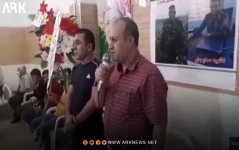 محسن طاهر يلقي كلمة الـENKS في مجلس عزاء شهيدي بيشمركة لشكري روژ في قامشلو