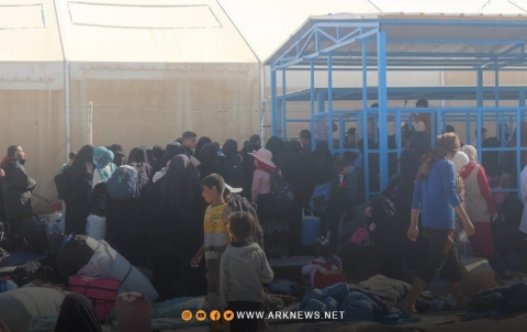 نحو 850 عراقيا يغادرون مخيم الهول باتجاه مخيم الجدعة  نحو 850 عراقيا يغادرون مخيم الهول باتجاه مخيم الجدعة