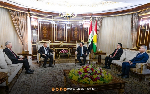 Masrour Barzani receives a delegation from the Kurdish National Council in the Syrian opposition