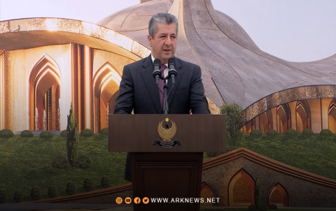 مسرور بارزاني يضع حجر الأساس لمشروع جامع بارزاني الكبير مسرور بارزاني يضع حجر الأساس لمشروع جامع بارزاني الكبير