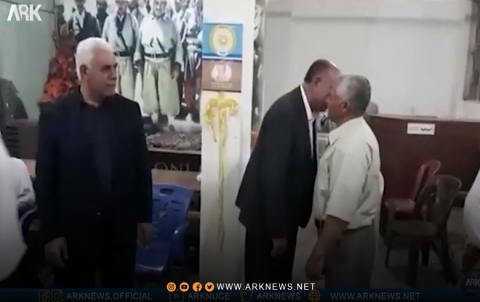 وفد من منظمة آليان لحزب الوحدة الديمقراطي الكوردستاني يقدم التهاني بإطلاق سراح عبدالغفار محمد وفد من منظمة آليان لحزب الوحدة الديمقراطي الكوردستاني يقدم التهاني بإطلاق سراح عبدالغفار محمد