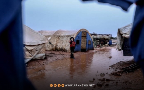 الهطولات المطرية  تلحق أضرارا بعدة مخيمات في ريفي حلب و إدلب