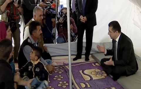With pictures ... Masrour Barzani inspects the conditions of the refugees of Syrian Kurdistan in Bardarash camp With pictures ... Masrour Barzani inspects the conditions of the refugees of Syrian Kurdistan in Bardarash camp