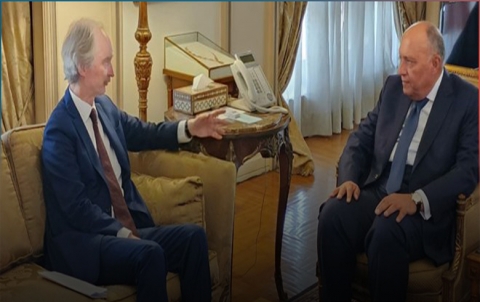 مصر تبحث مع بيدرسون طرق تقريب الرؤى بشأن سوريا مصر تبحث مع بيدرسون طرق تقريب الرؤى بشأن سوريا