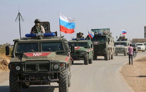 Russian military police patrol for the first time in Qamishlo 