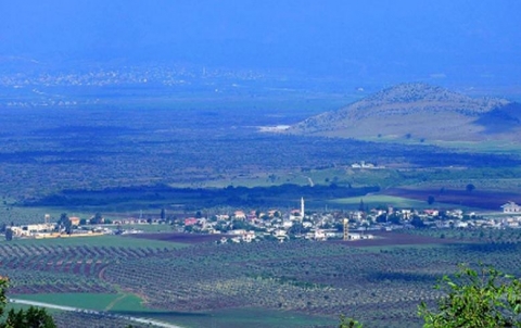 An armed group expels inhabitants of a number of villages in Rajo district of Afrin countryside
