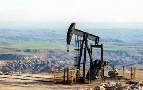 بعد حديث ترامب عن صفقة سعودية روسية.. النفط يحقق أكبر مكاسبه