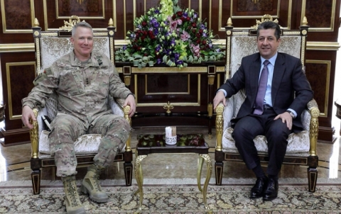 مسرور بارزاني: يجب ان تؤخذ حقوق الكورد بعين الاعتبار في المحادثات الدولية بشأن سوريا مسرور بارزاني: يجب ان تؤخذ حقوق الكورد بعين الاعتبار في المحادثات الدولية بشأن سوريا