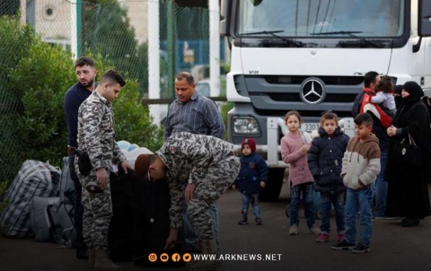 Lubnan bêhtirî 100 penaberî bi neçarî vegerandin Sûriyê