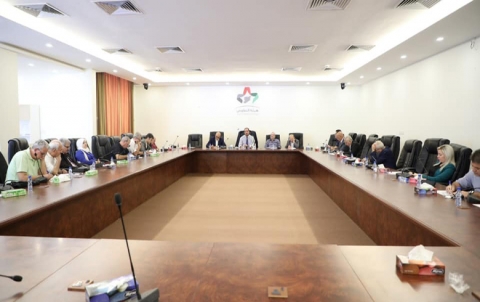 The Syrian Negotiating Body starts its regular meetings at its headquarters in Riyadh