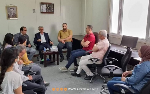 محمد إسماعيل يجتمع مع إعلاميي PDK-S ويؤكد علی دور الإعلام في إيصال الحقائق للرأي العام