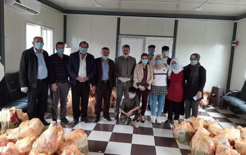فايدة... PDK-S يوزع معونات للعوائل المحتاجة