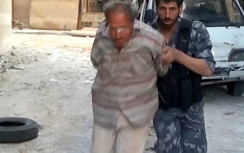 التفاصيل... الكشف عن هوية ثلاث ضحايا من عائلة واحدة في مجزرة التضامن التفاصيل... الكشف عن هوية ثلاث ضحايا من عائلة واحدة في مجزرة التضامن
