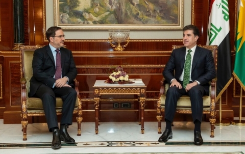 رئيس إقليم كوردستان يجتمع مع السفير البريطاني