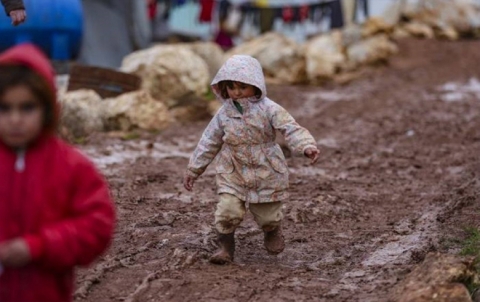 حقوقية دولية تعرب عن قلقها بشأن 5 ملايين طفل سوري يتنقلون مع عائلاتهم بسوريا
