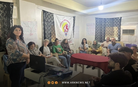 قامشلو.. جلسة حوارية لاتحاد نساء كوردستان - سوريا في اليوم العالمي للسلام