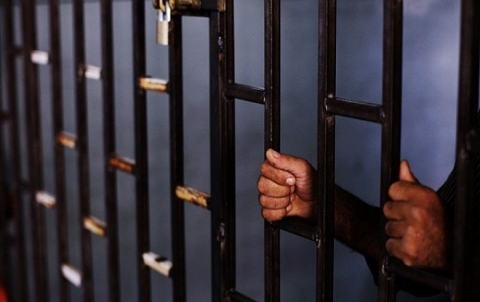 الشبكة السورية توثق 569 حالة اعتقال قسري خلال شهر آب