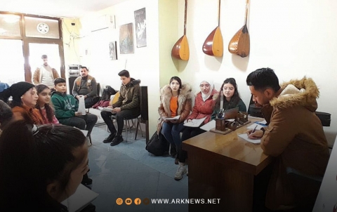 عفرين.. مركز البارزاني للثقافة والتنمية يفتتح دورة لتعليم الموسيقى عفرين.. مركز البارزاني للثقافة والتنمية يفتتح دورة لتعليم الموسيقى