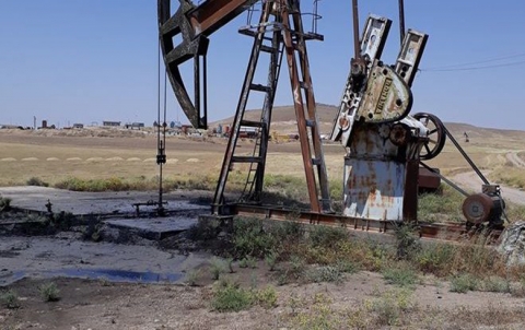 جندرمه‌یێن توركیێ كاركه‌رێن بیرێن په‌ترۆلێ ل گونده‌وارێن ترپه‌سپیێ گوله‌ باران كرن