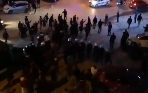 اشتباكات نشبت بين لاجئين سوريين ومواطنين أتراك في اسطنبول 
