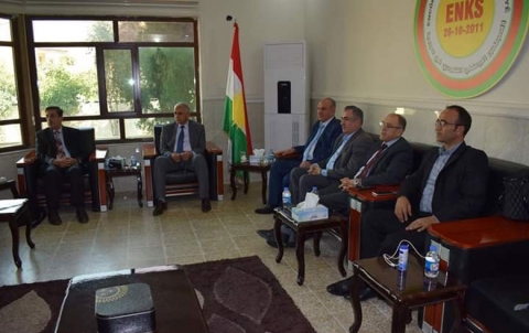 Du endmên serokatiya ENKSê seredana Nûneratiya H. Kurdistanê ya ENKSê kir . Du endmên serokatiya ENKSê seredana Nûneratiya H. Kurdistanê ya ENKSê kir .