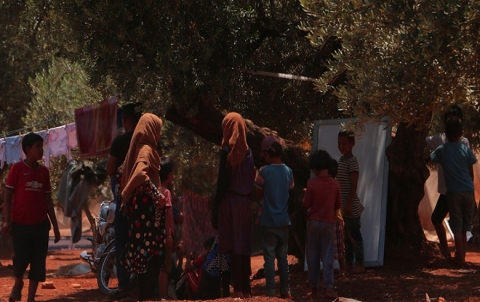 N.Y: 400 hezar Sivîl ji encama êrîşên rêjîma Esed û Rûsiyê derbeder bûne