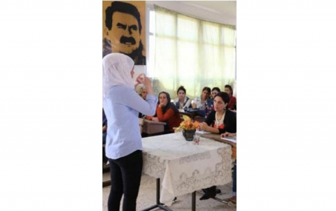 40 دبستانێن دێركێ ژ ئاليێ پ ي د ڤه‌ هاتن گرتن