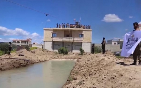 Afrin .. Al-Amshat turned part of Qarmitlq village into a training center for his militias
