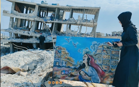 تشكيلية كوردية تبيع لوحة بـ 5700 يورو لصالح متضرري الزلزال في جنديرس