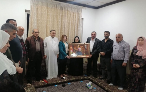 وفد من منظمة زاخو للـ PDK-S يزورعائلة الشهيد البيشمركة محمد رشيد