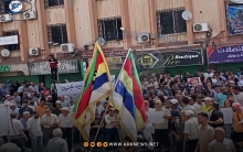 السويداء.. محتجون يرفعون شعارات مناهضة للإعلان الدستوري 