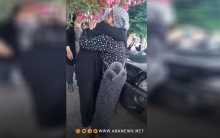 عائلة لاجئة ومسنة نازحة تعودان إلى الديار في عفرين 