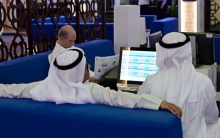 إيكونوميست: عصر النفط يقترب من نهايته والعالم العربي مطالب بالتكيف مع الواقع الجديد وإلا