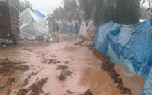 Torrents flood the camp Atma in the north of Syria