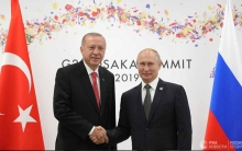 أردوغان يهاتف بوتين: الهجمات في إدلب تهدد الأمن القومي التركي   