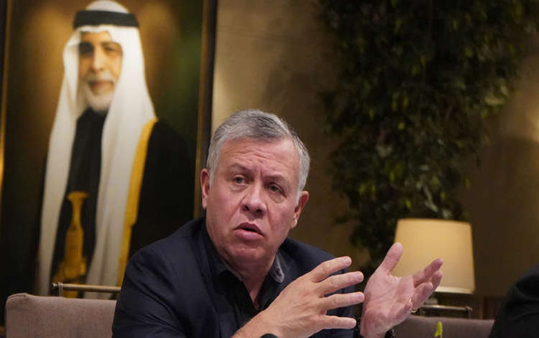 الملك الأردني: يجب حل أزمة سوريا سياسيا وتفعيل الدور العربي