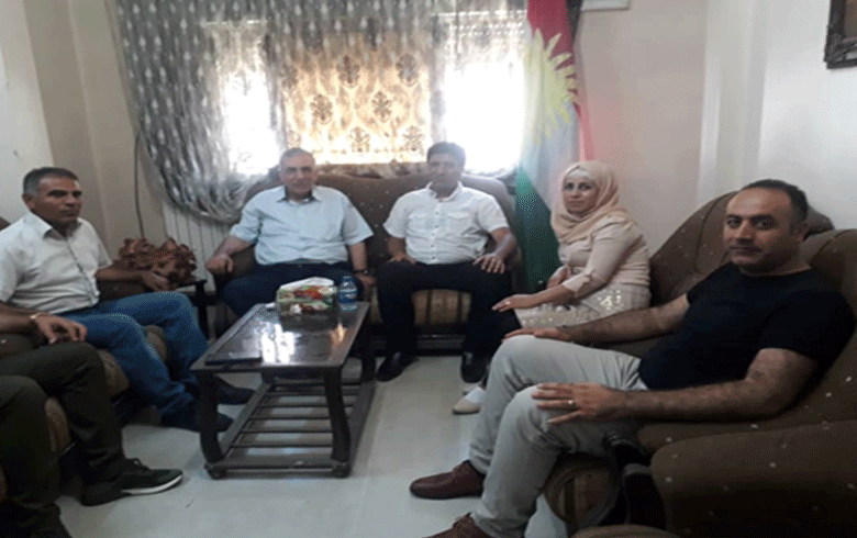 A delegation from the Democratic Youth Movement meets with the President of the Kurdish National Council Saud al-Mulla