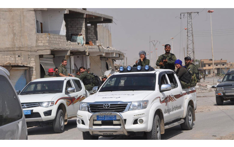 پ ي د مه‌غموري و سه‌لۆميان ل دێركێ خه‌لات دكه‌