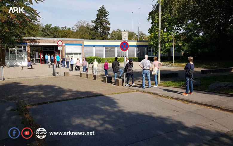 With pictures... Part of the Kurdish community voting process for Kurdish candidates in the German elections
